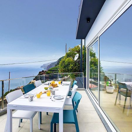 Villa Omar By Lovelystay Canhas Bagian luar foto