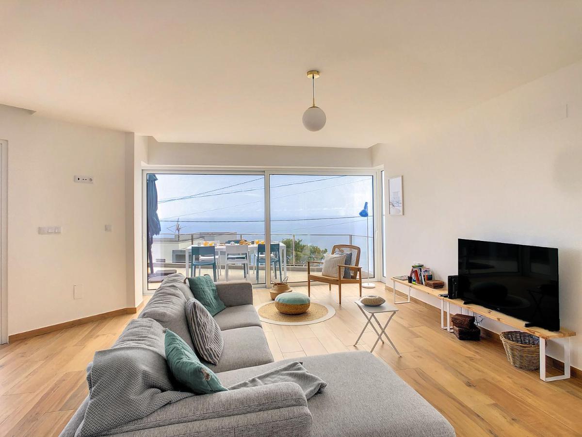 Villa Omar By Lovelystay Canhas Bagian luar foto