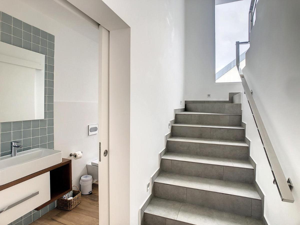 Villa Omar By Lovelystay Canhas Bagian luar foto