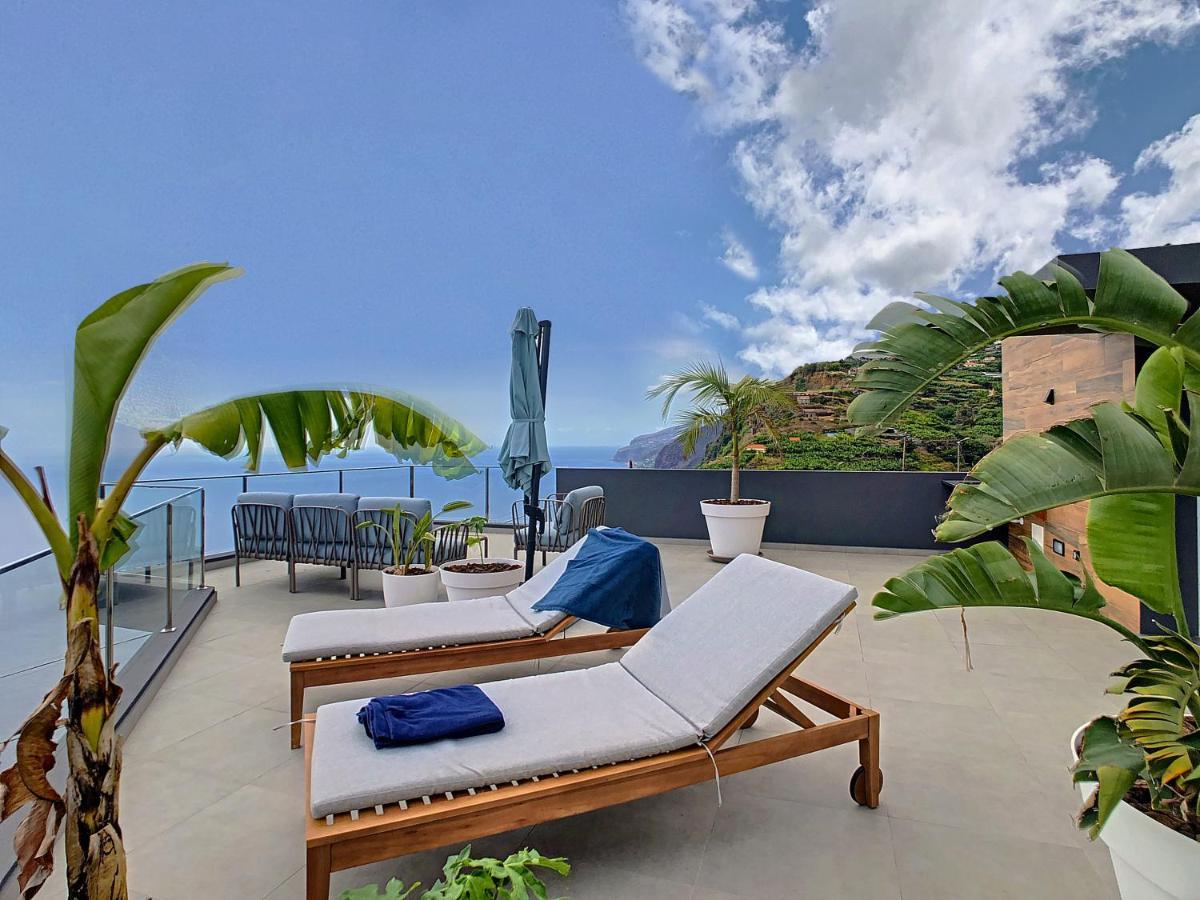 Villa Omar By Lovelystay Canhas Bagian luar foto