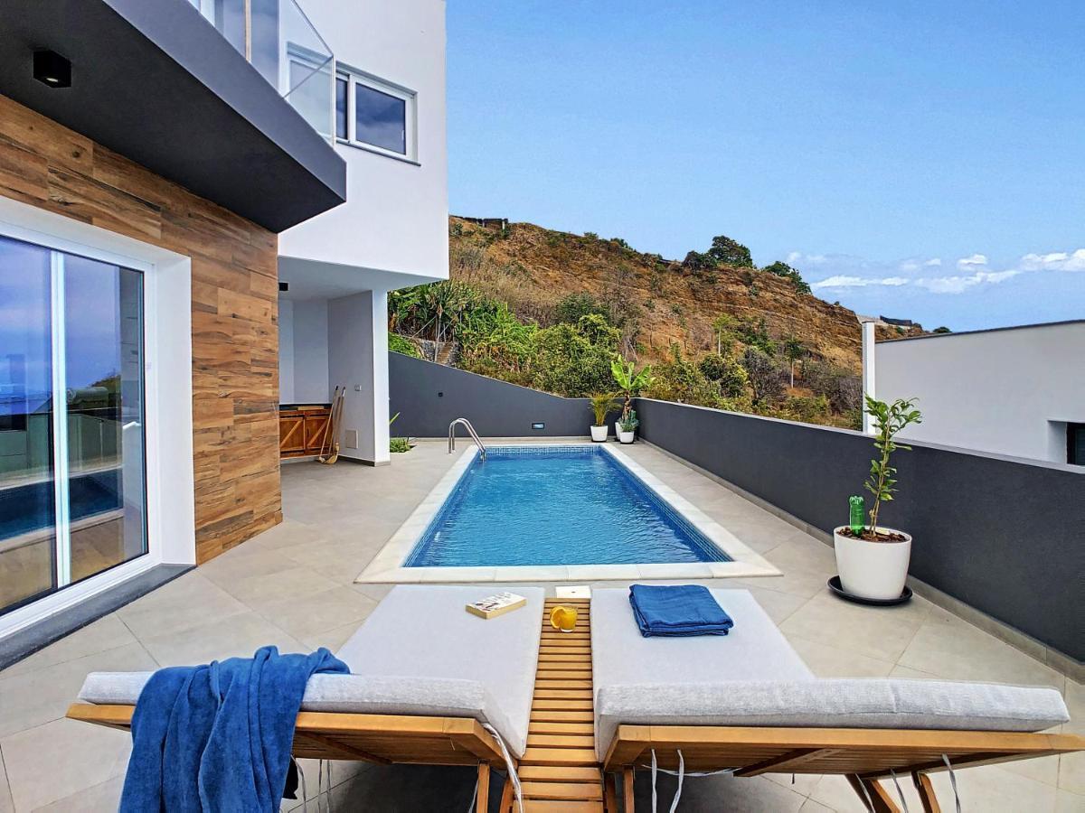 Villa Omar By Lovelystay Canhas Bagian luar foto