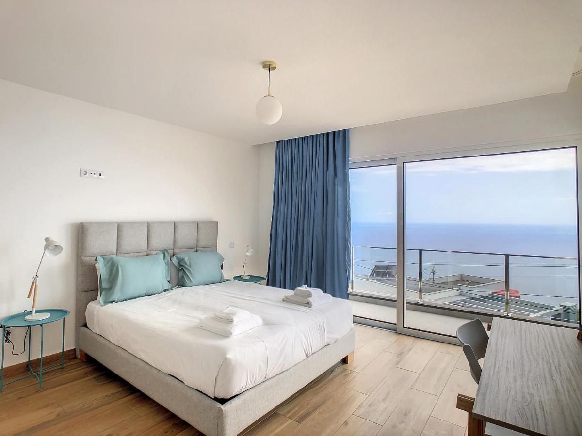 Villa Omar By Lovelystay Canhas Bagian luar foto
